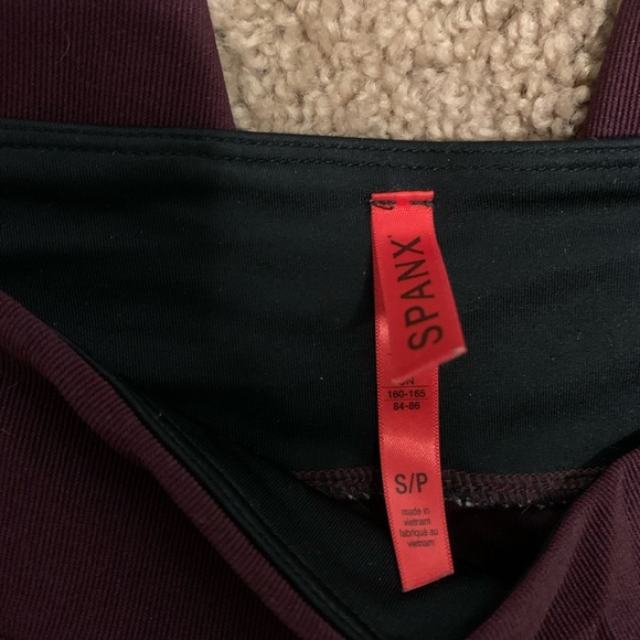 Spanx, maroon colored leggings. - Picture 3 of 3